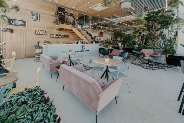 Garden-cafe-2-of-12